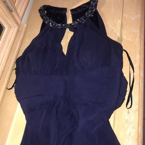 a dark blue dress